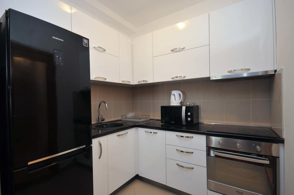 Seaside Apartments Петровац Экстерьер фото