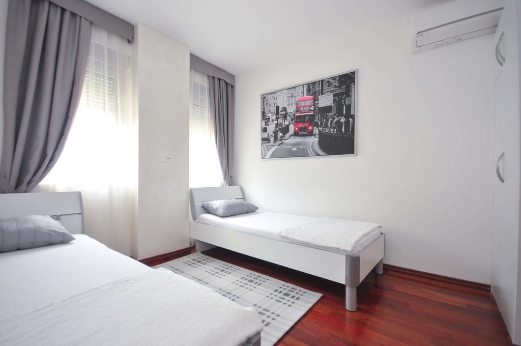 Seaside Apartments Петровац Экстерьер фото