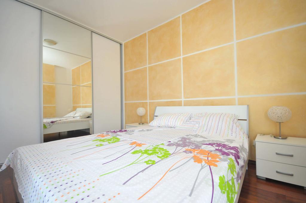 Seaside Apartments Петровац Экстерьер фото