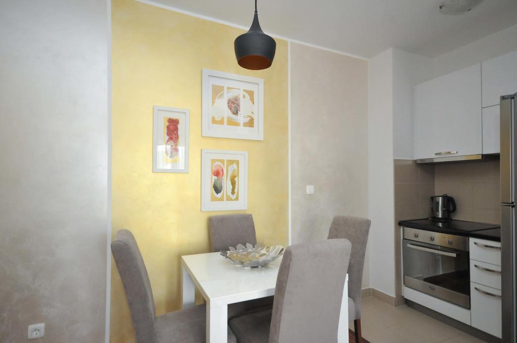 Seaside Apartments Петровац Экстерьер фото