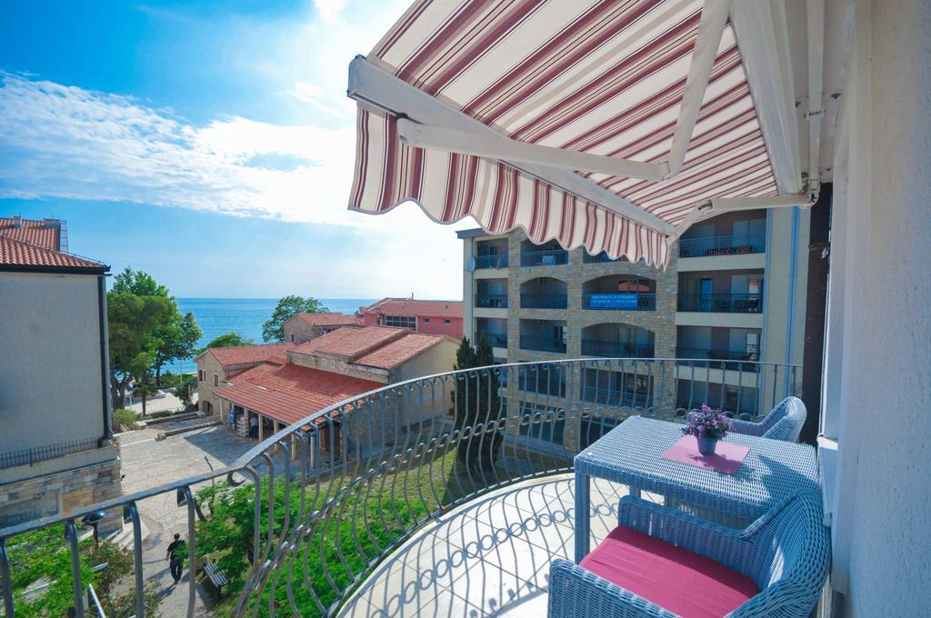 Seaside Apartments Петровац Экстерьер фото