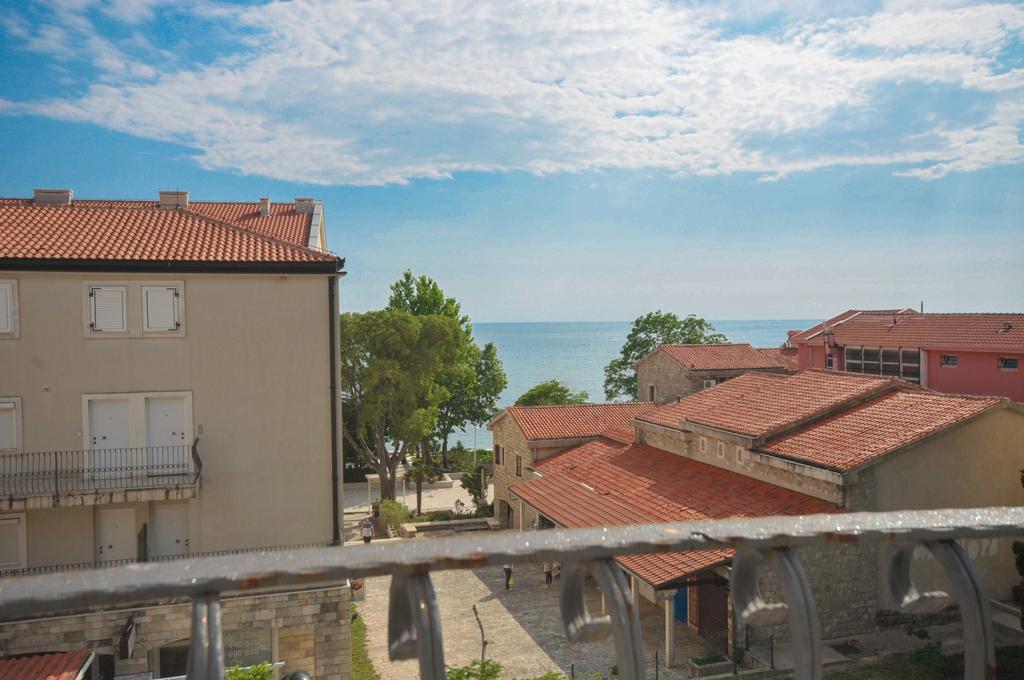 Seaside Apartments Петровац Экстерьер фото
