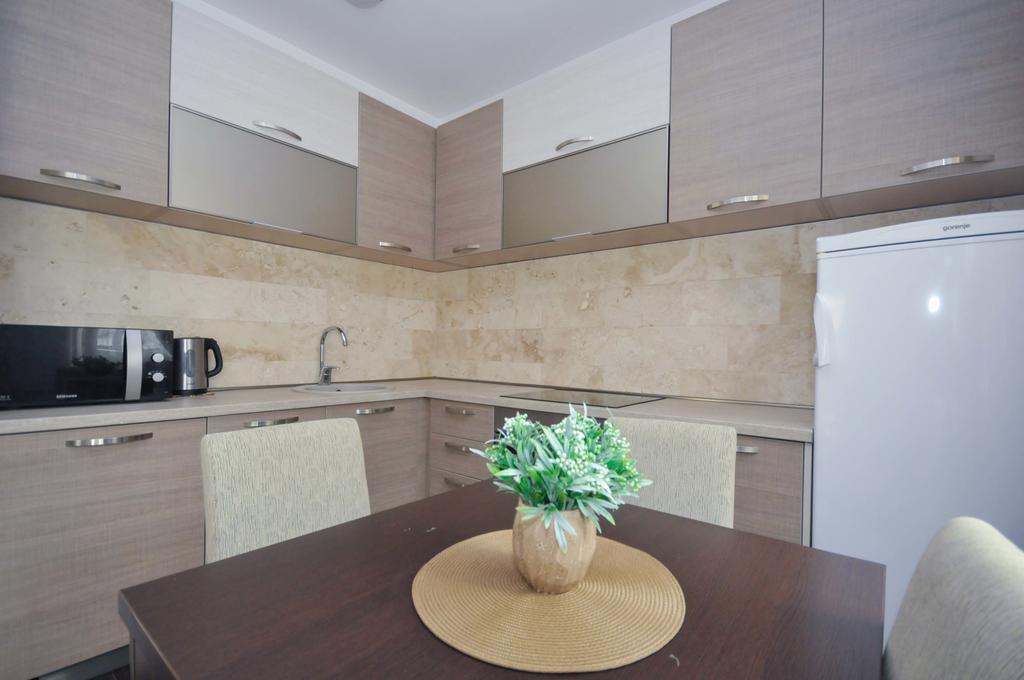 Seaside Apartments Петровац Экстерьер фото