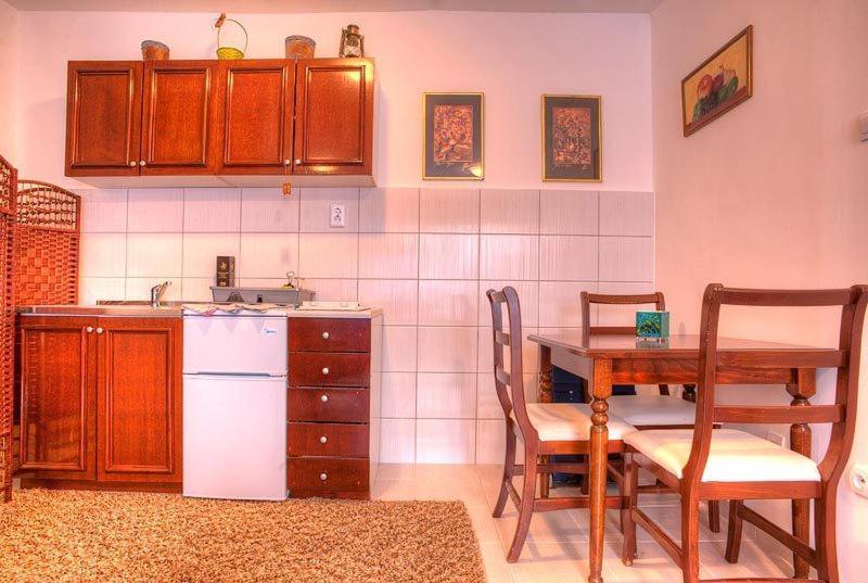 Seaside Apartments Петровац Номер фото