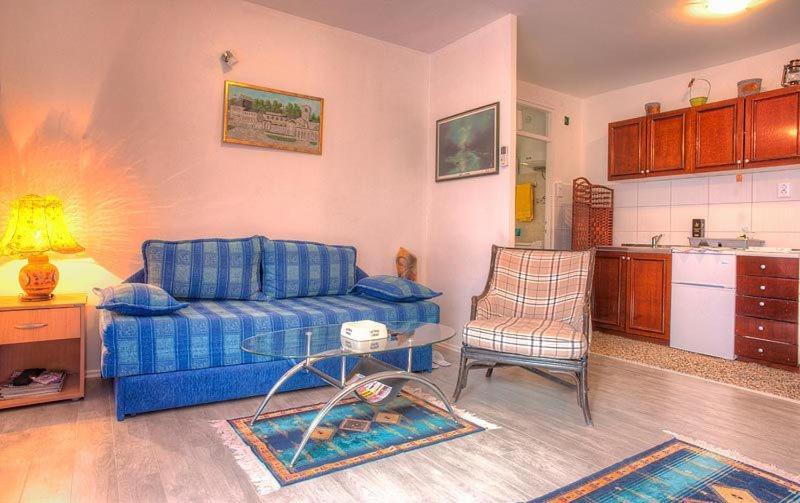 Seaside Apartments Петровац Номер фото