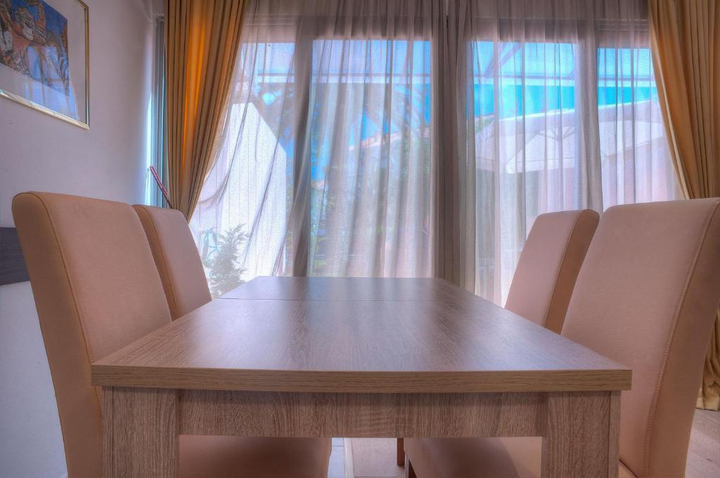 Seaside Apartments Петровац Номер фото